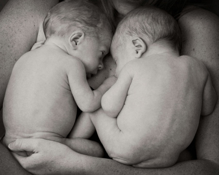 newborn twin photography